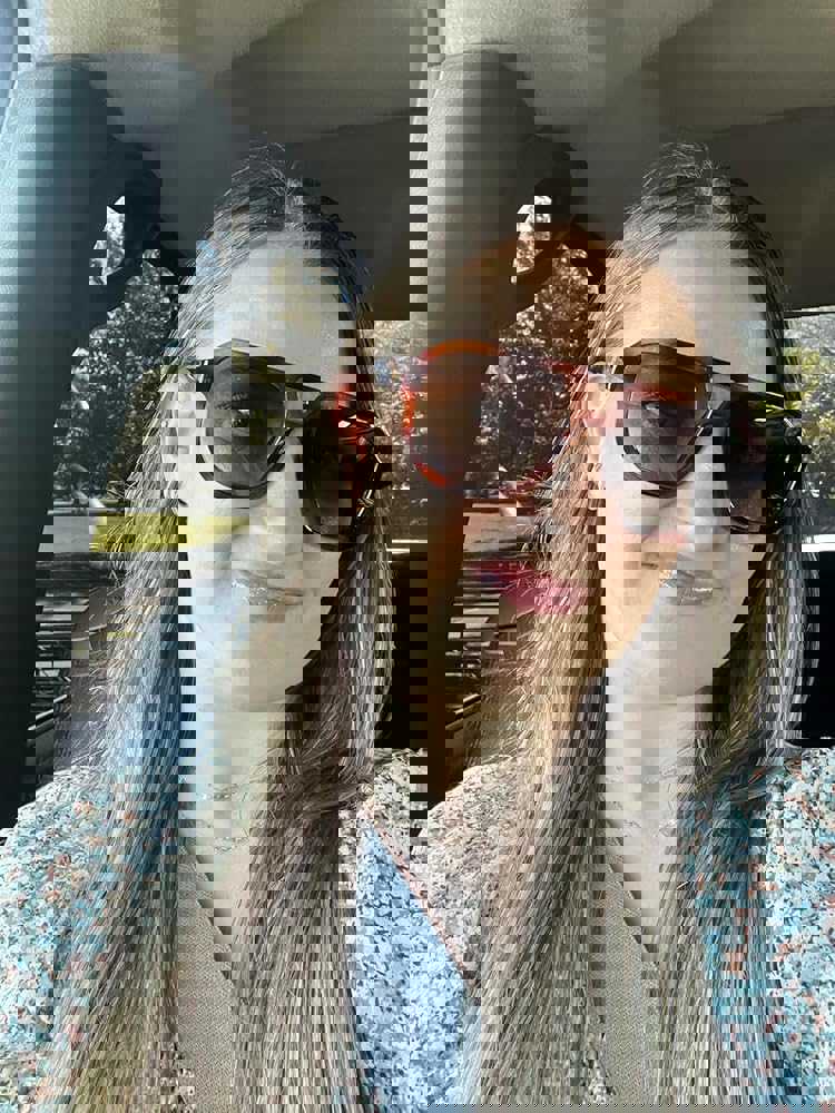 916988