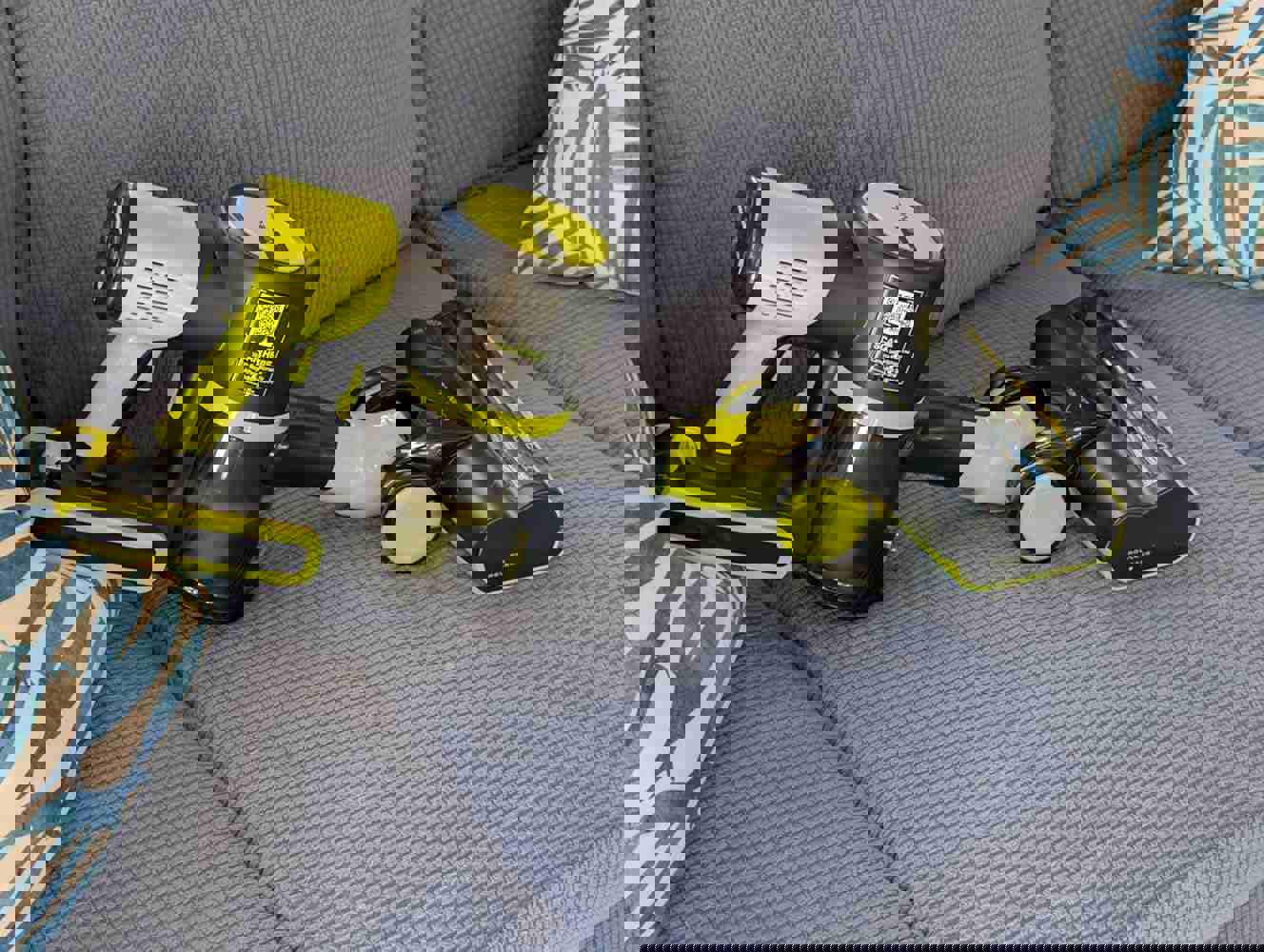 926683