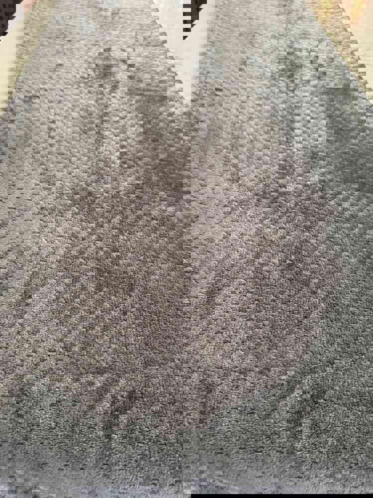 931743
