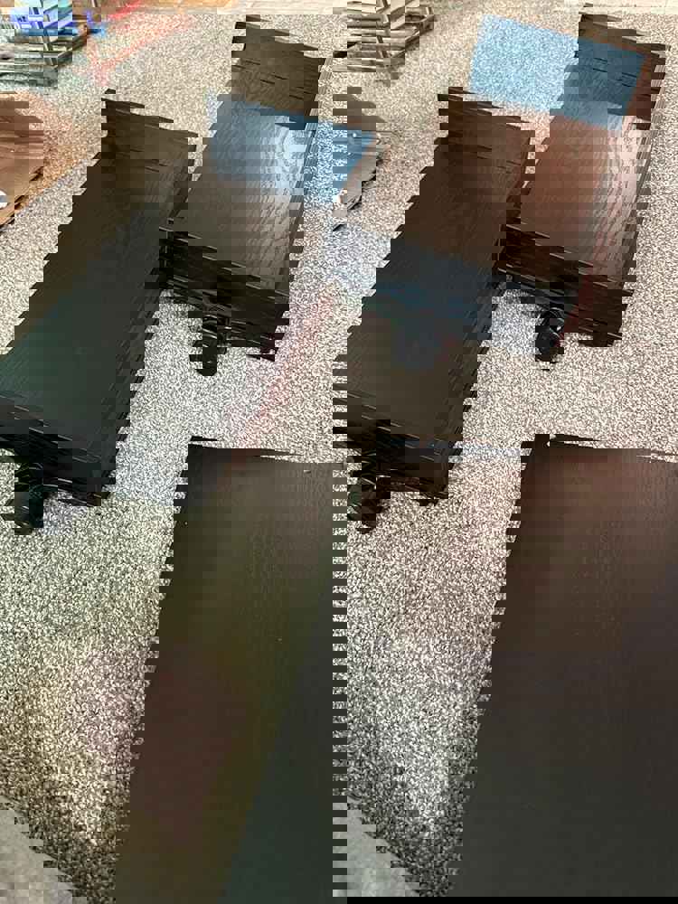 926437