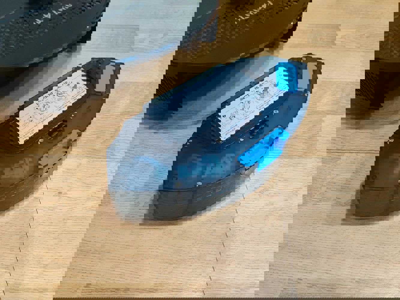 918152