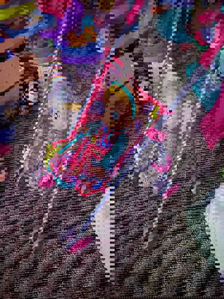 930011