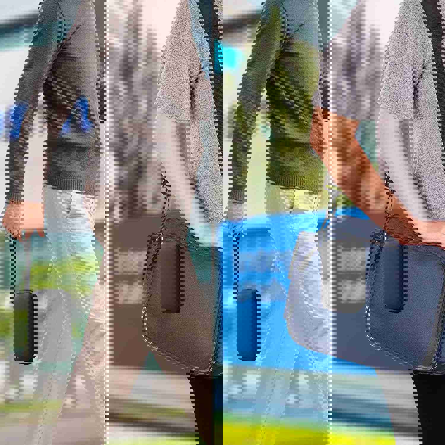 918452