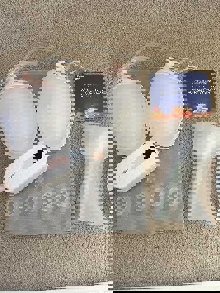 932559