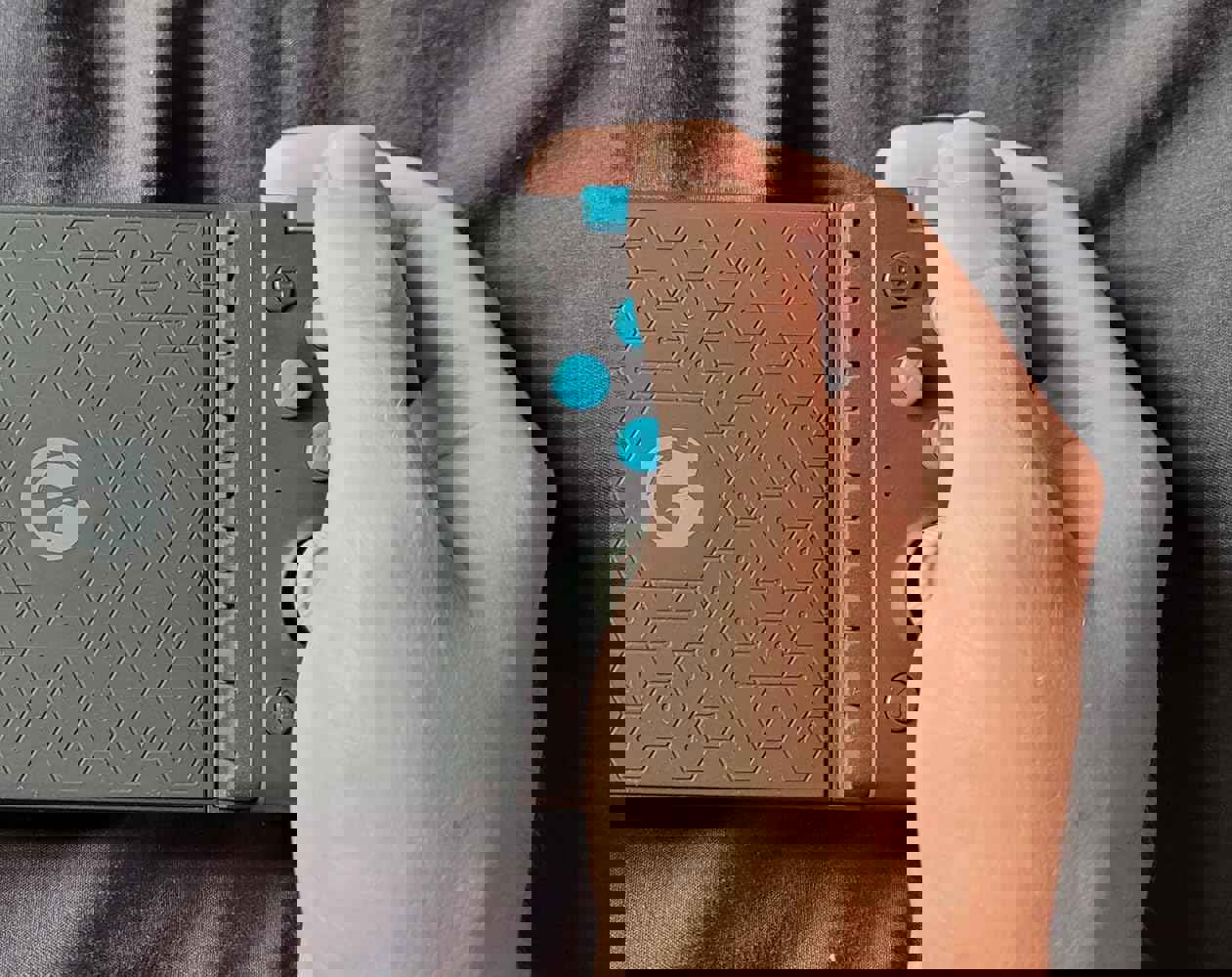 932609