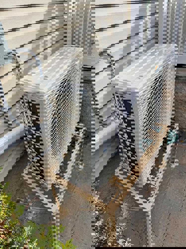 937883