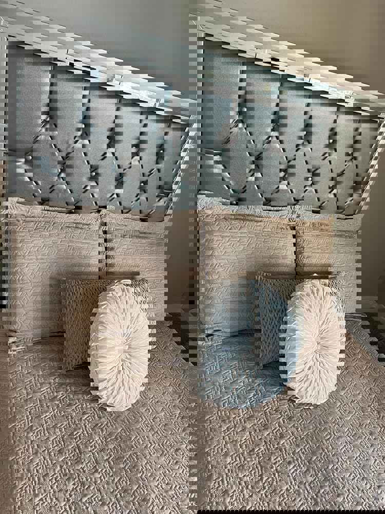 935044