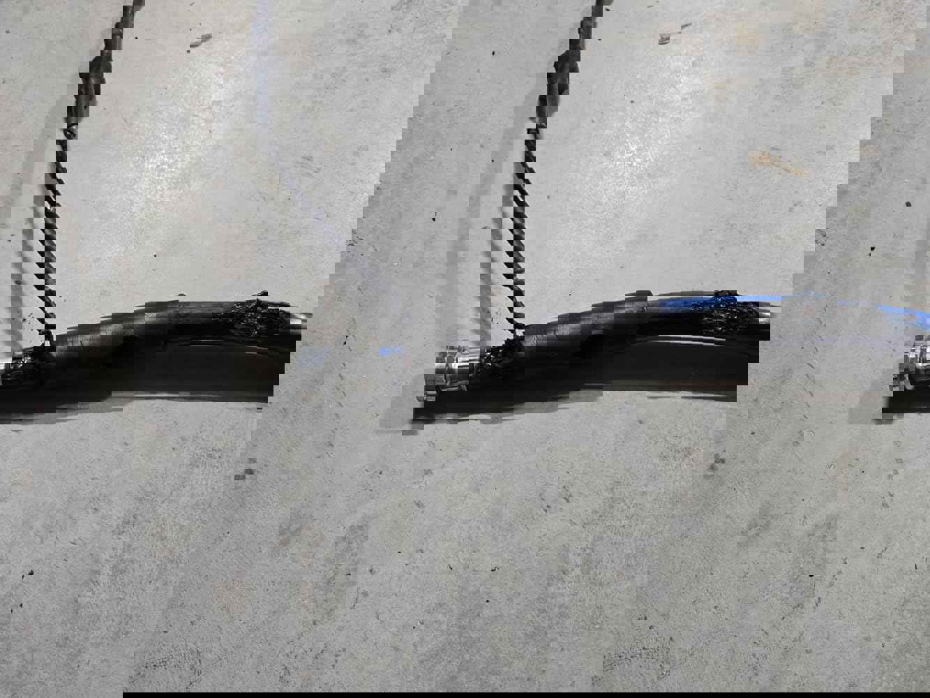 934715