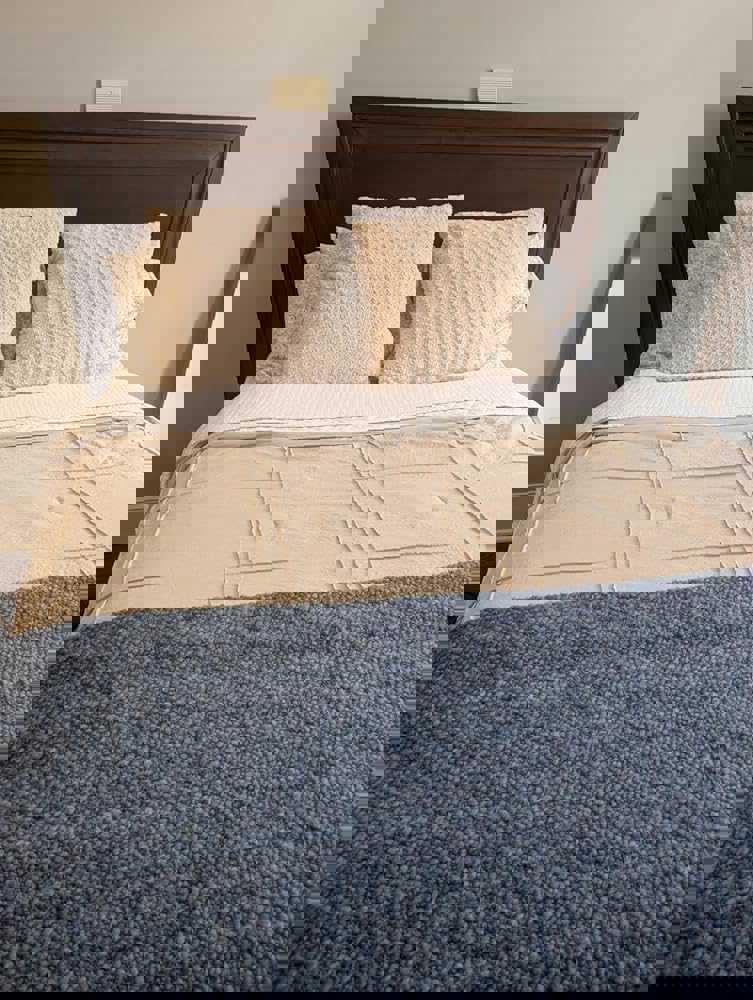937673