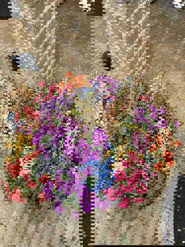 1063120