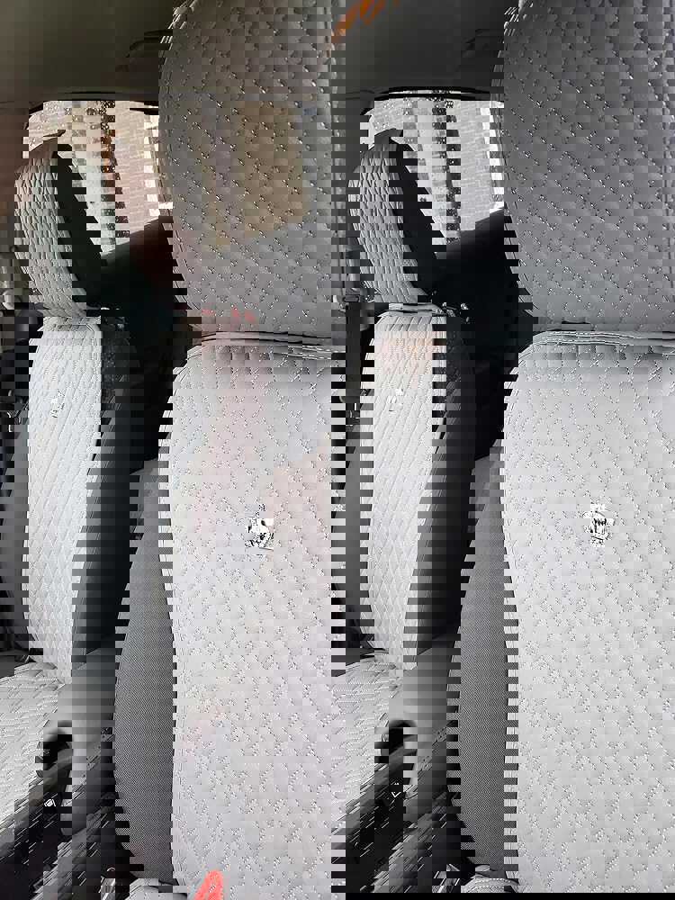 1061374