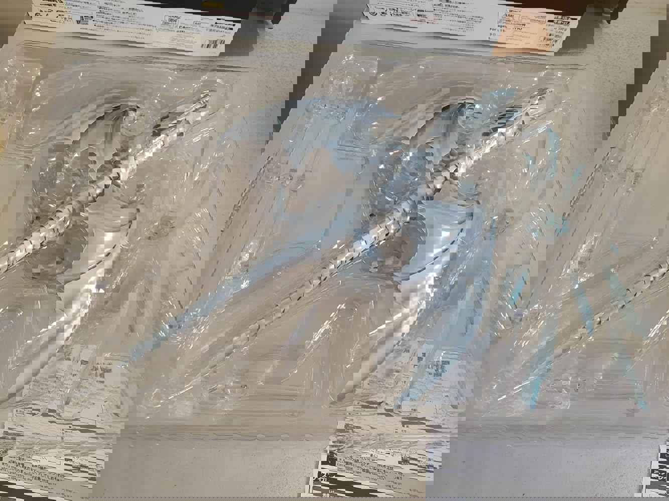 1082346