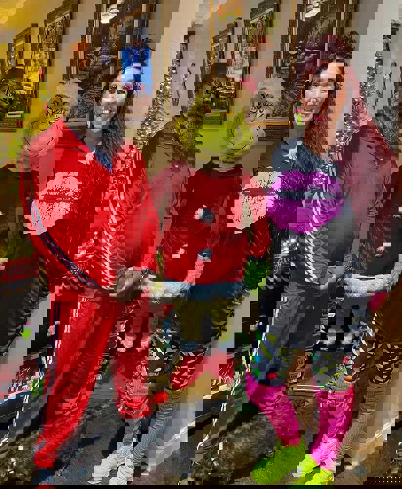 1064023