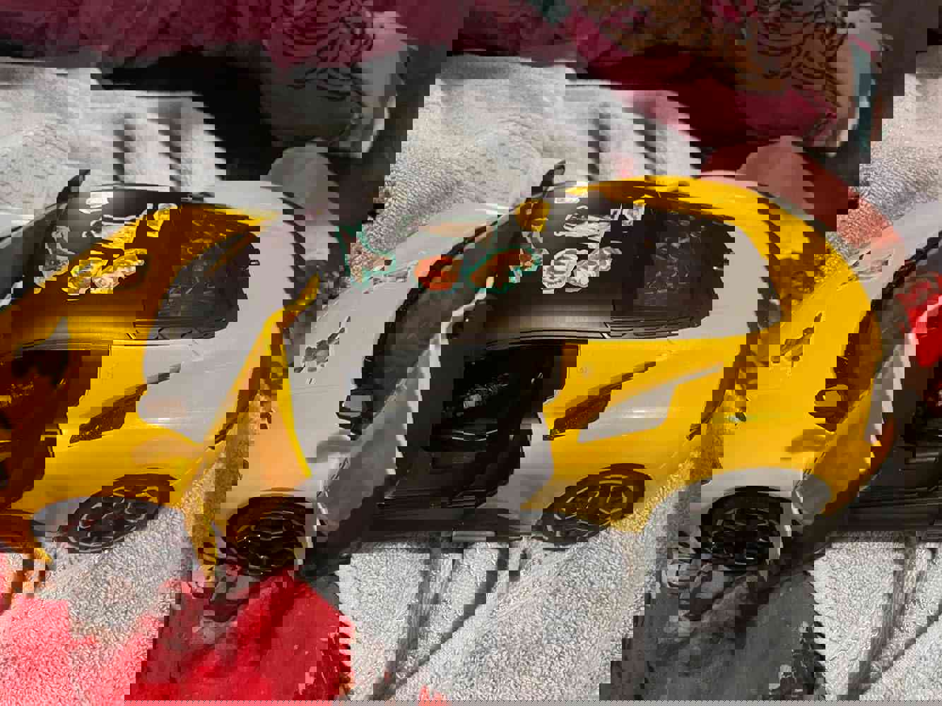 1076027