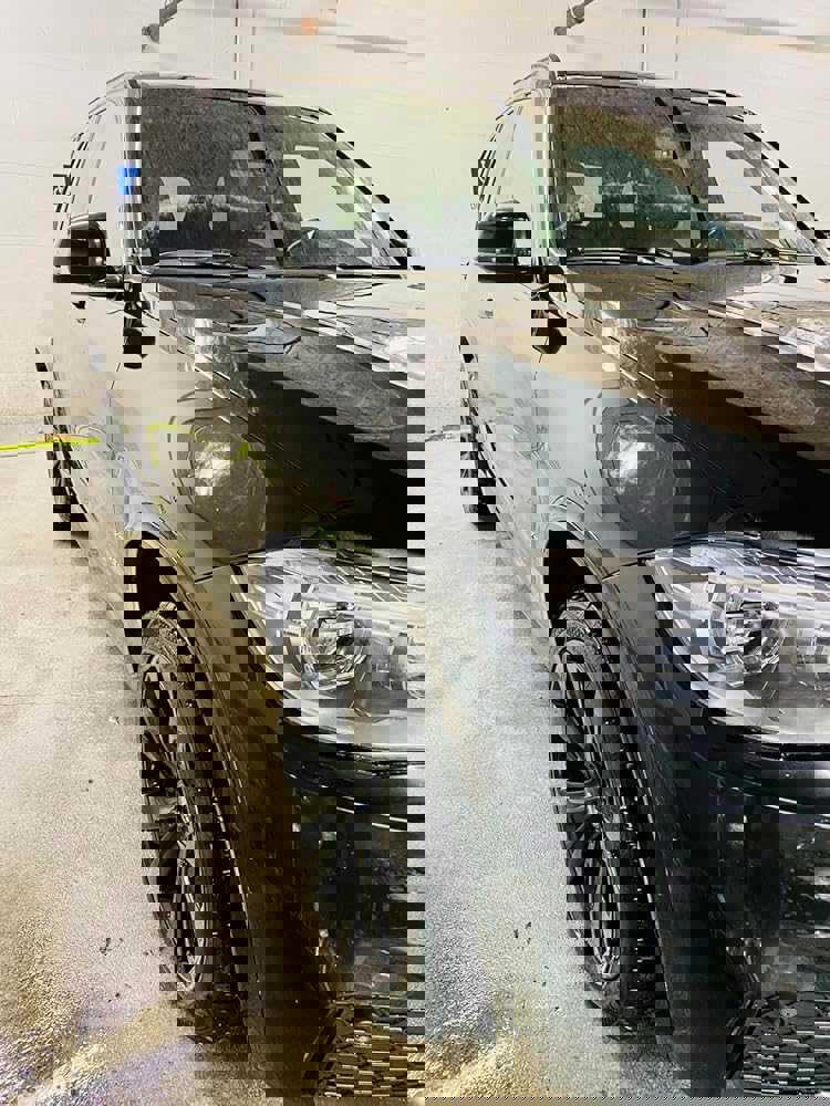 1062813