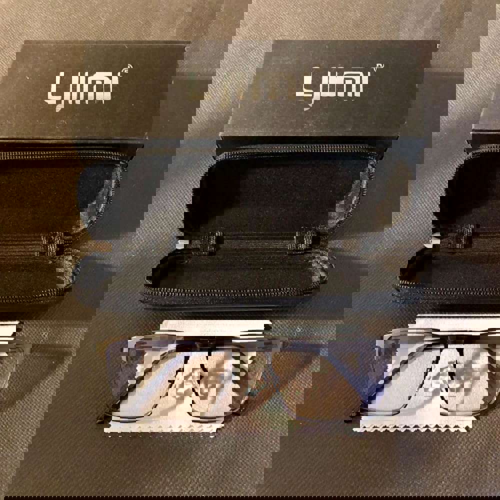 1064081