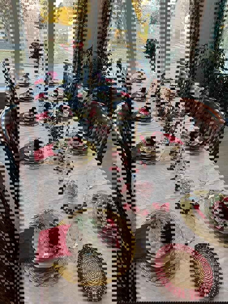 1082077