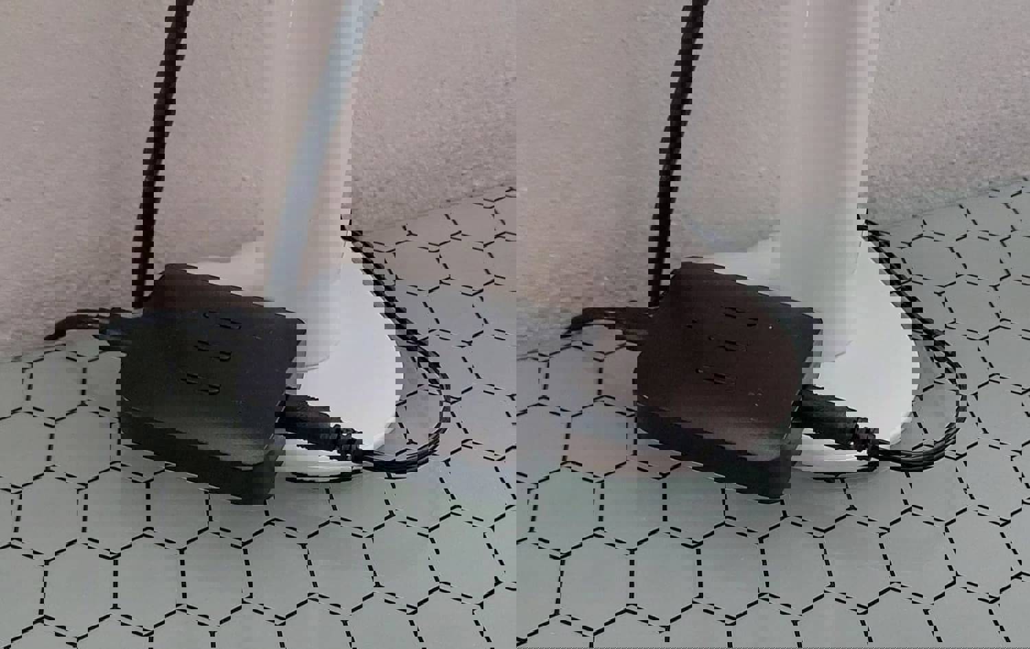 1079589