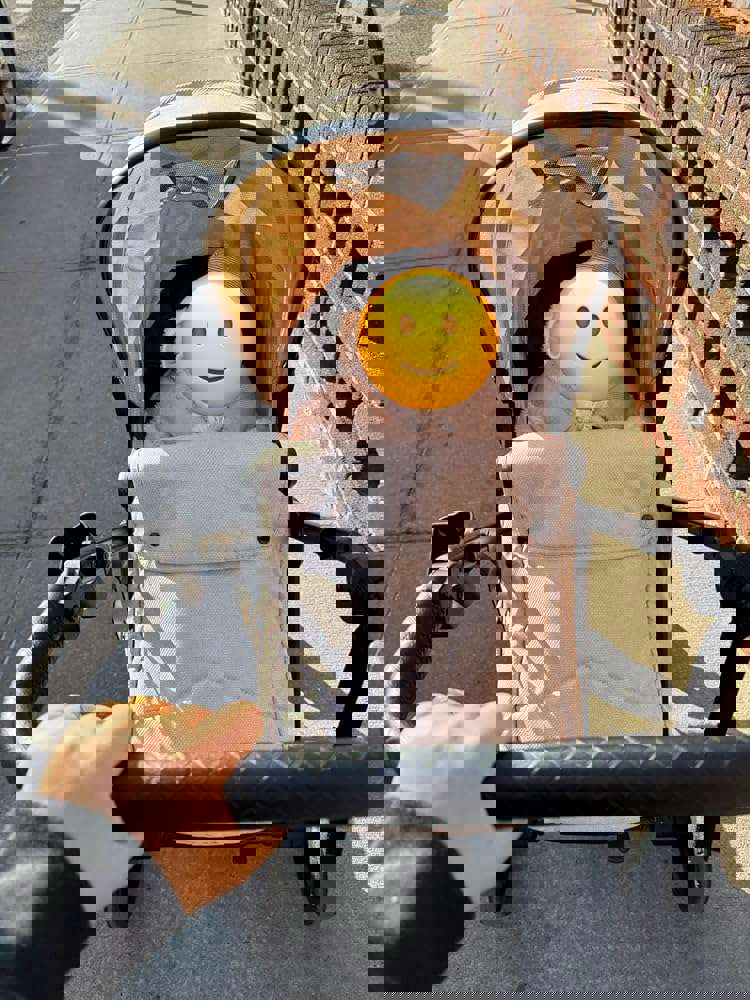 1090574