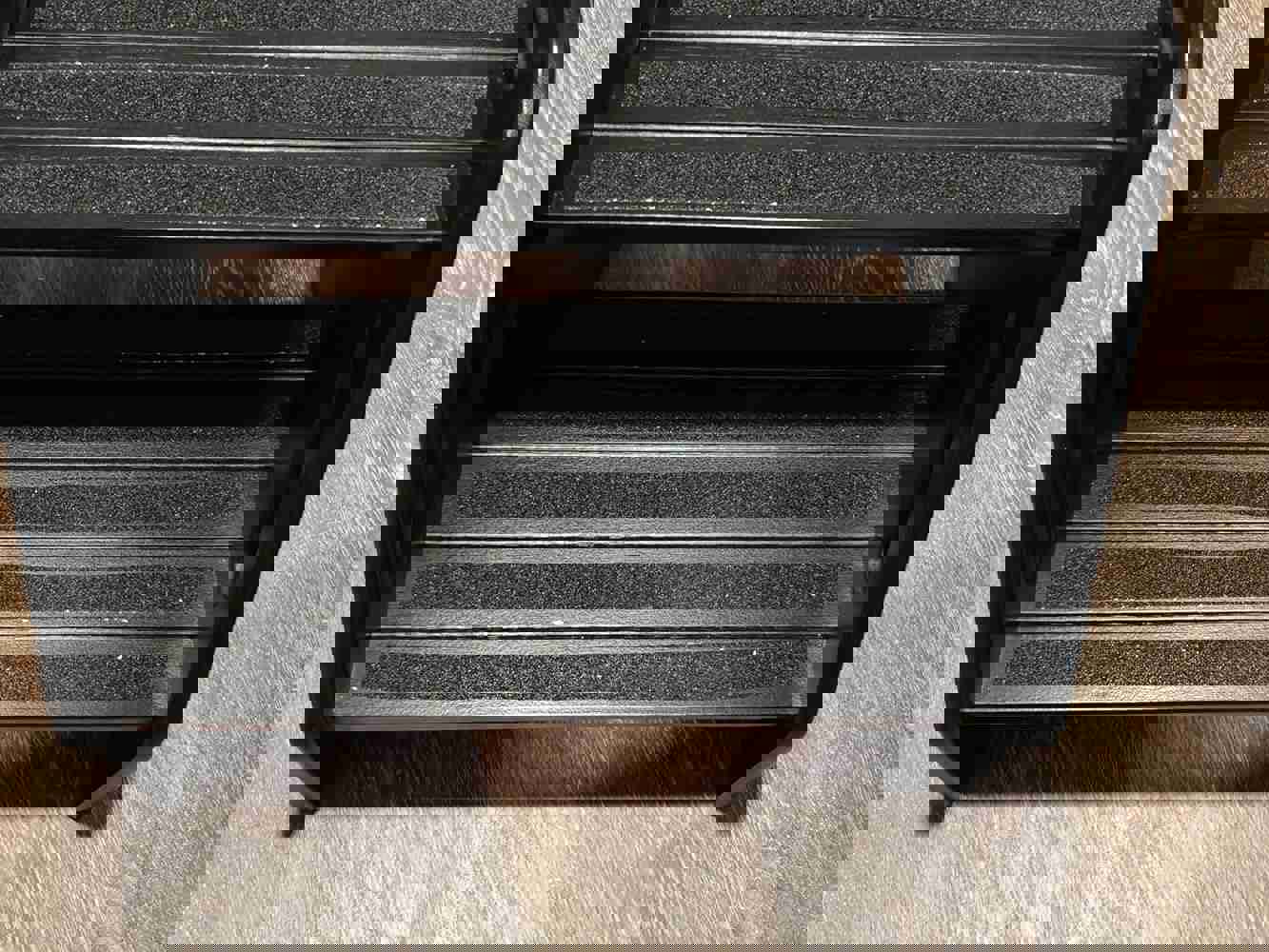 1064207
