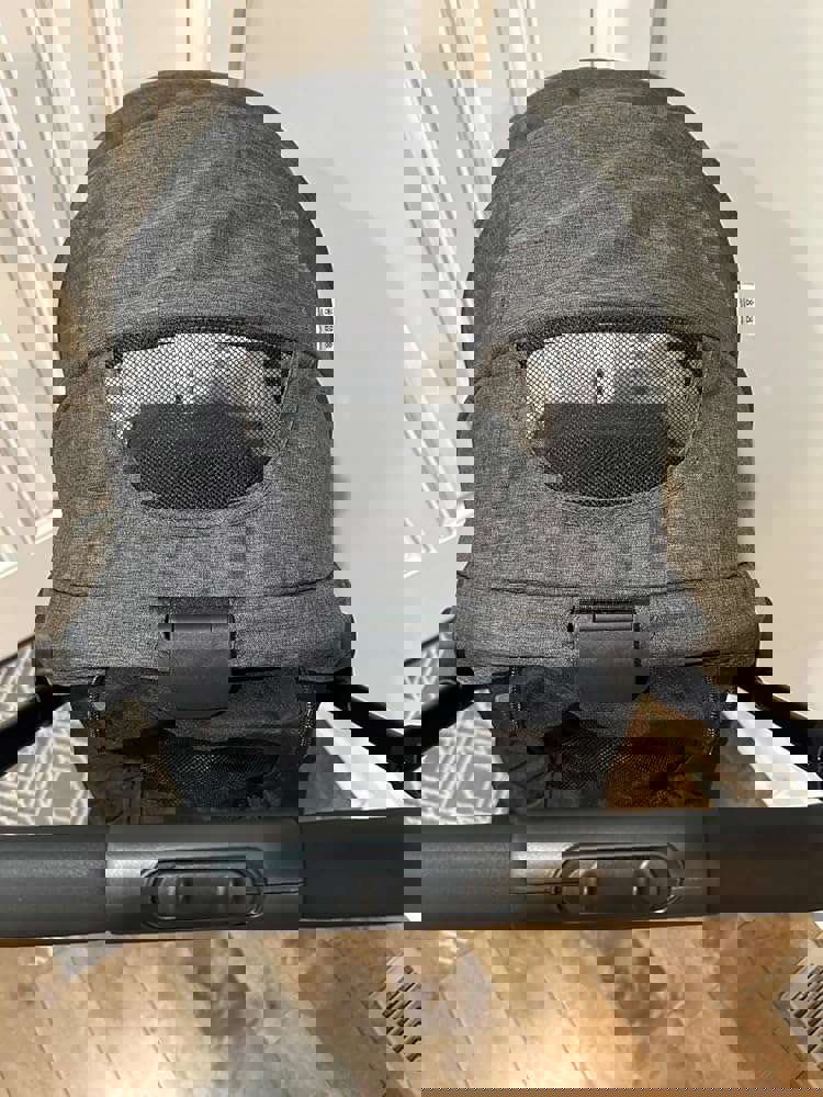1090669