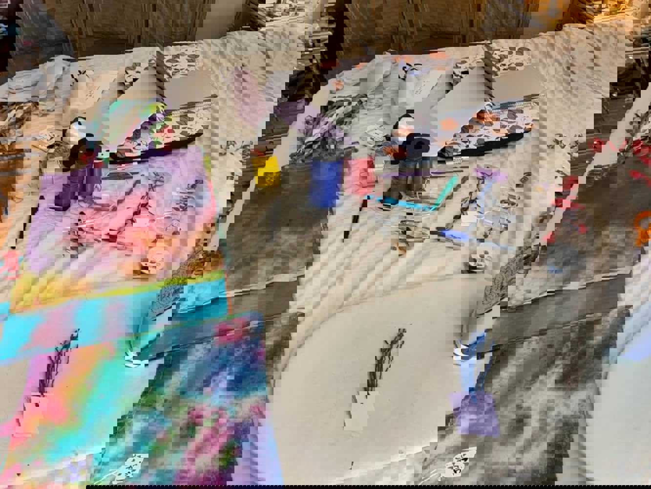 1082268