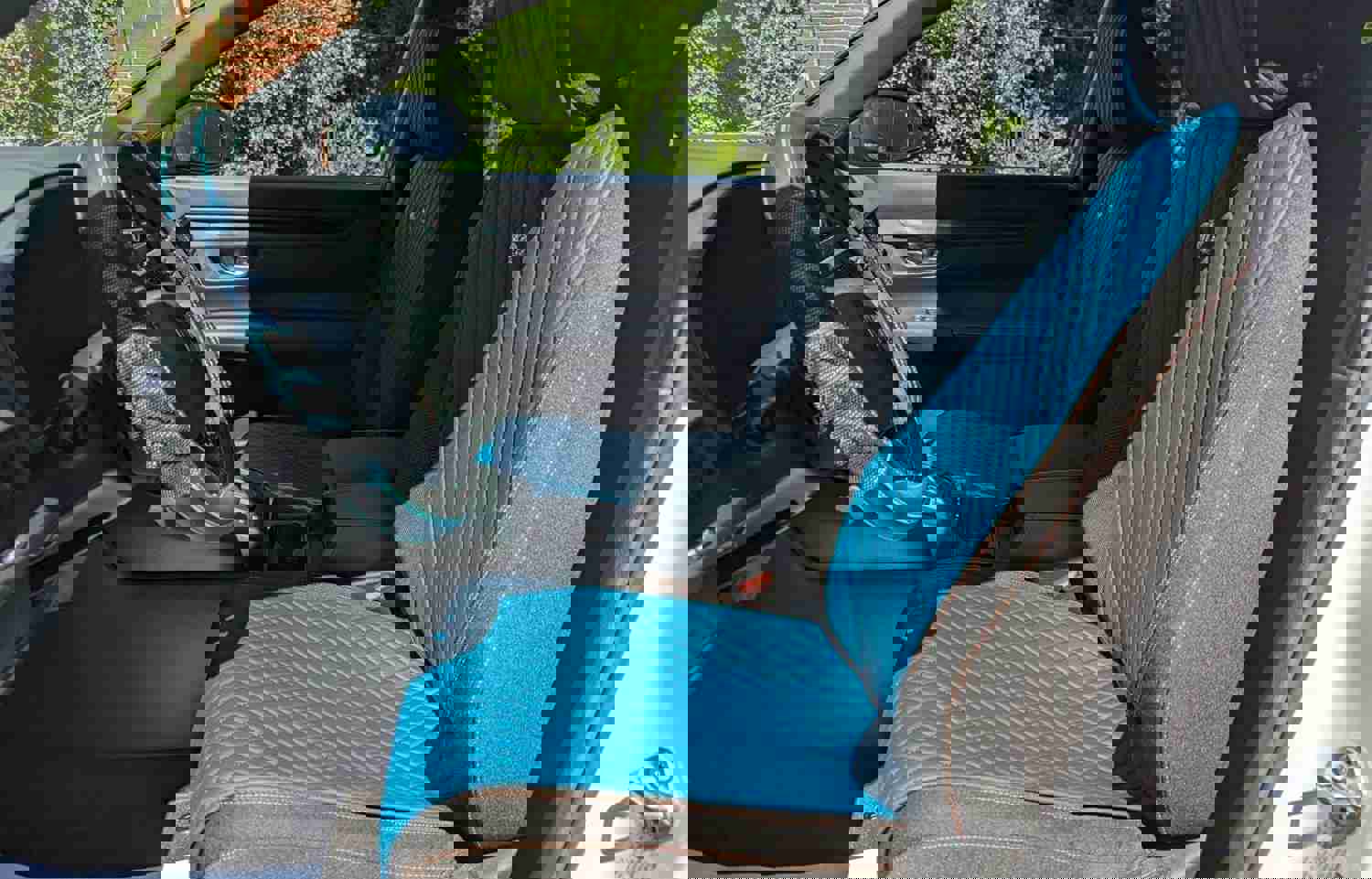1061372
