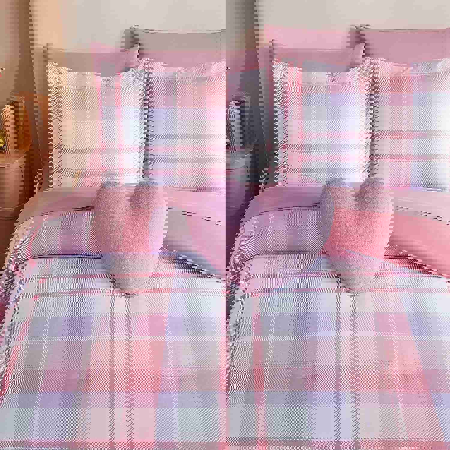 1074733