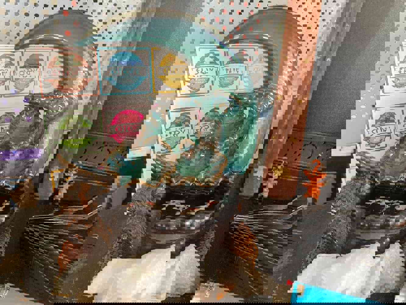 1063335