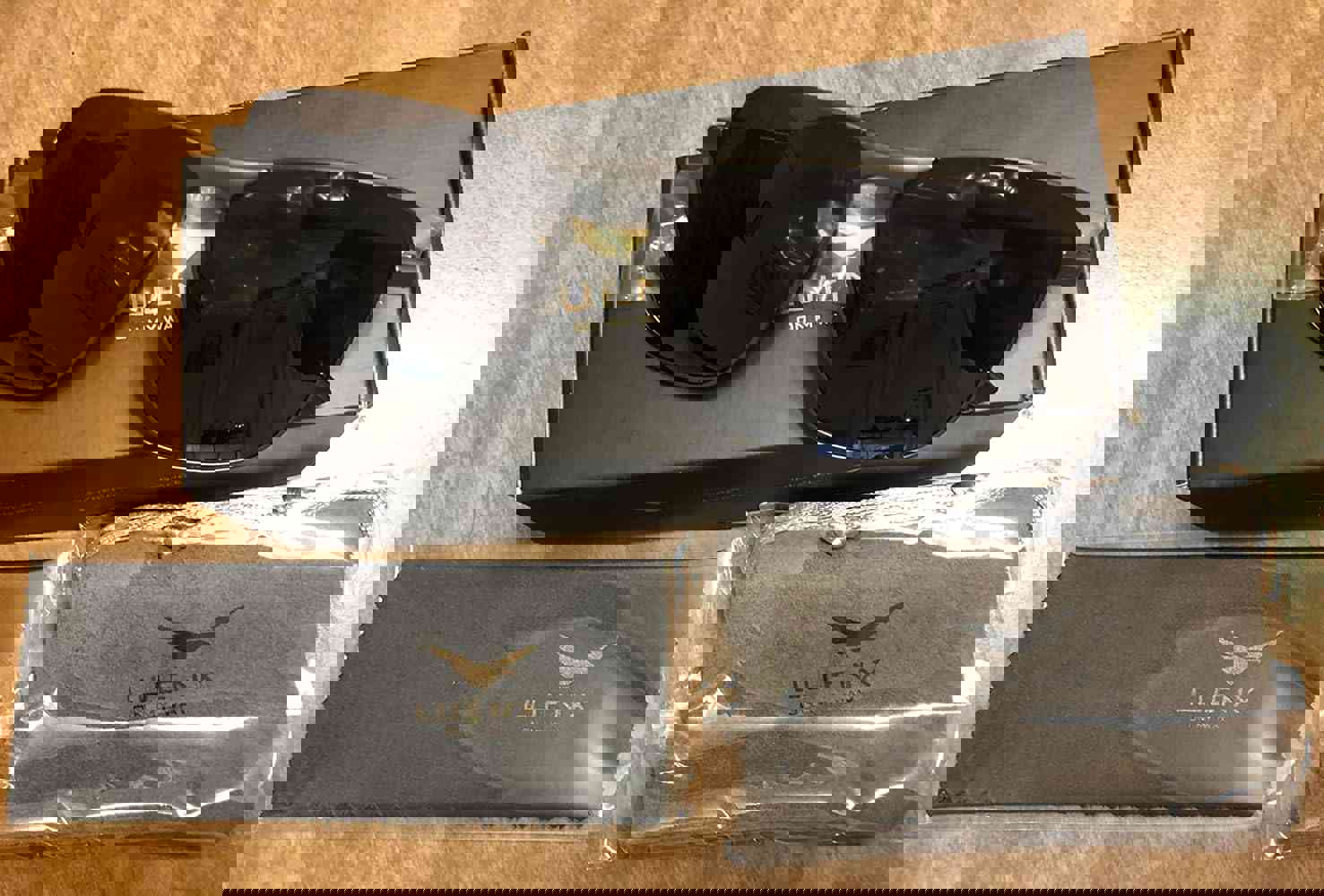1103799