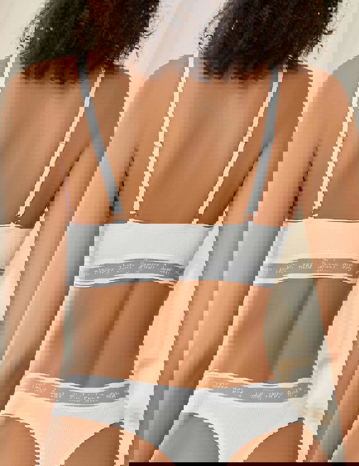 1099807