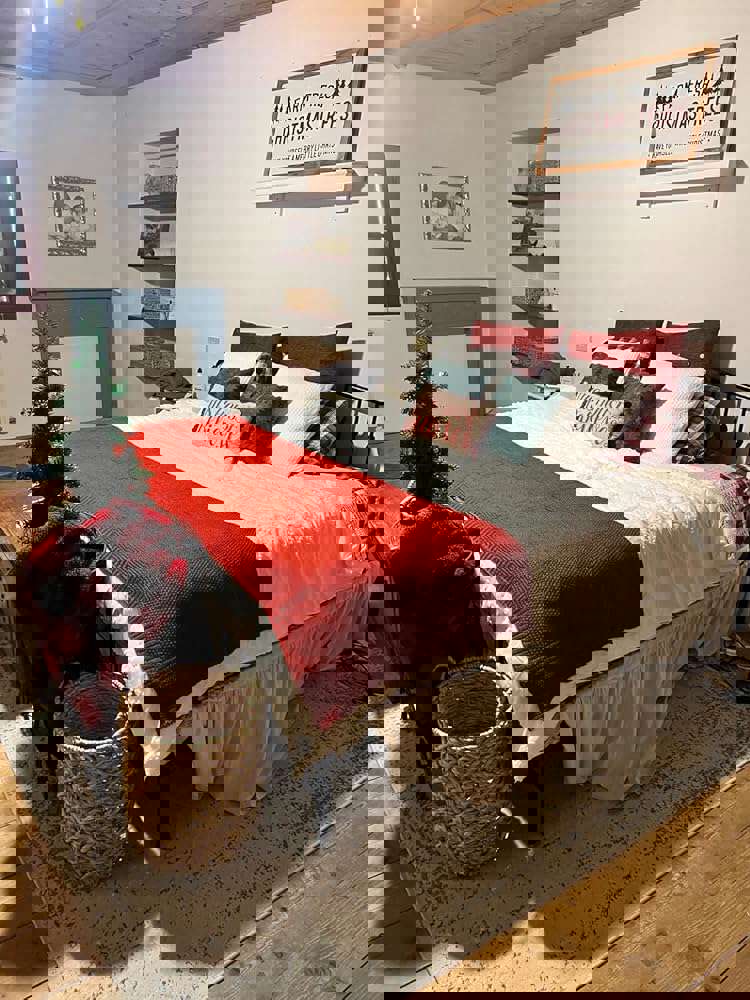 1101845