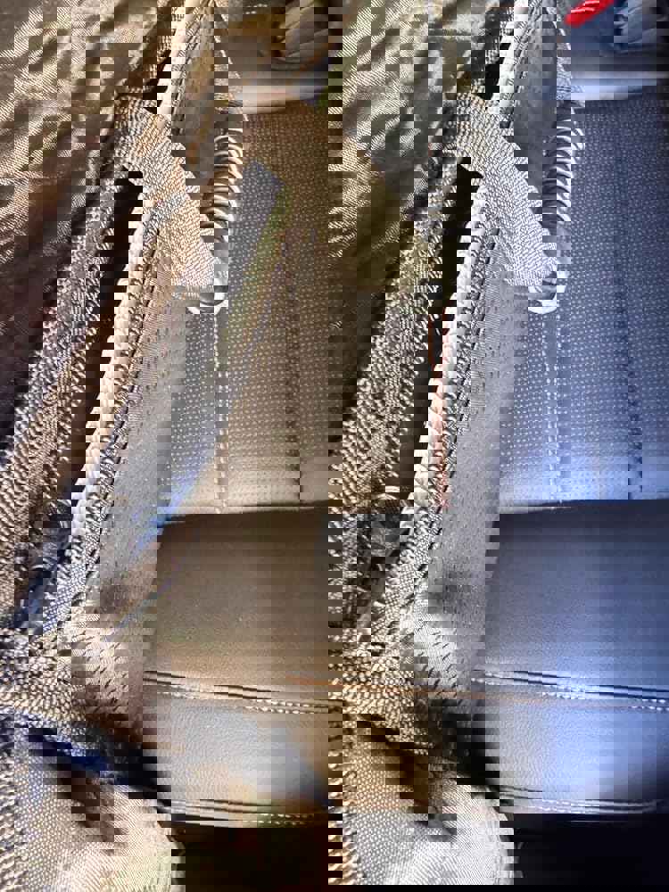 1100321