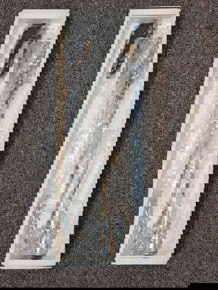 1100186