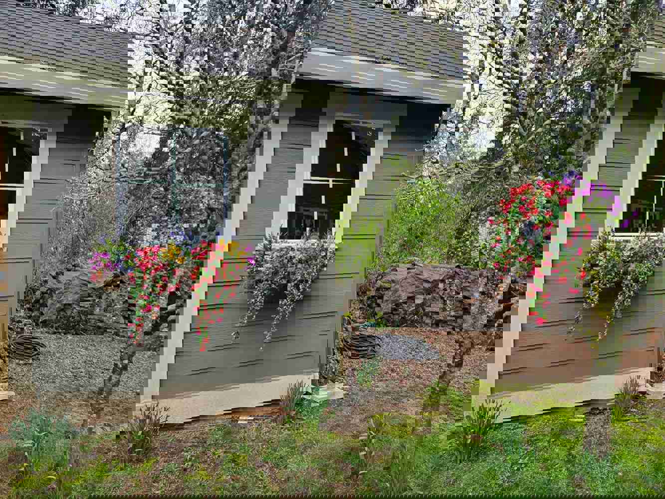 1102781