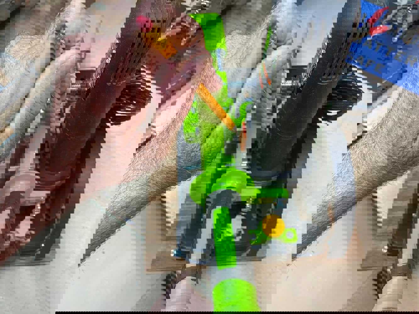1138938
