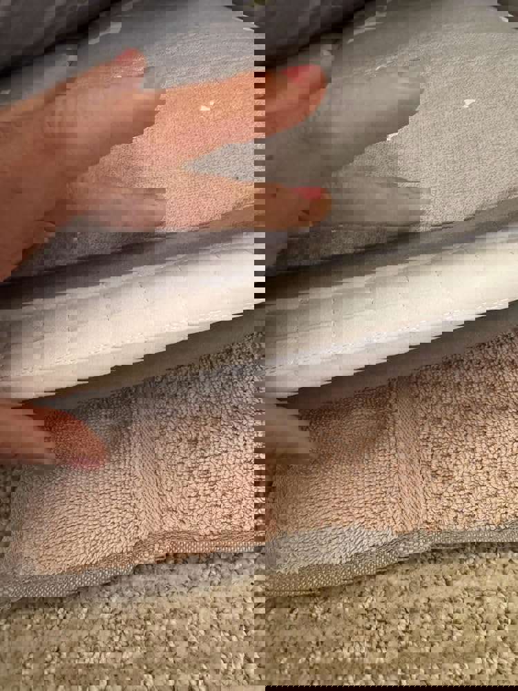 1138054