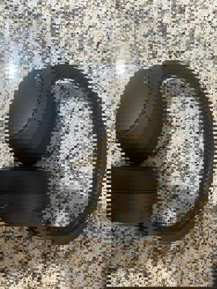 1139001