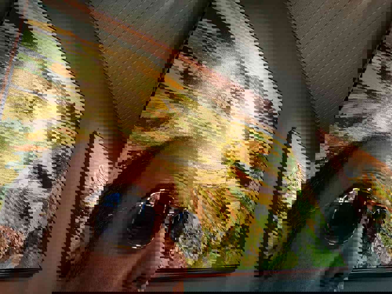 1150458