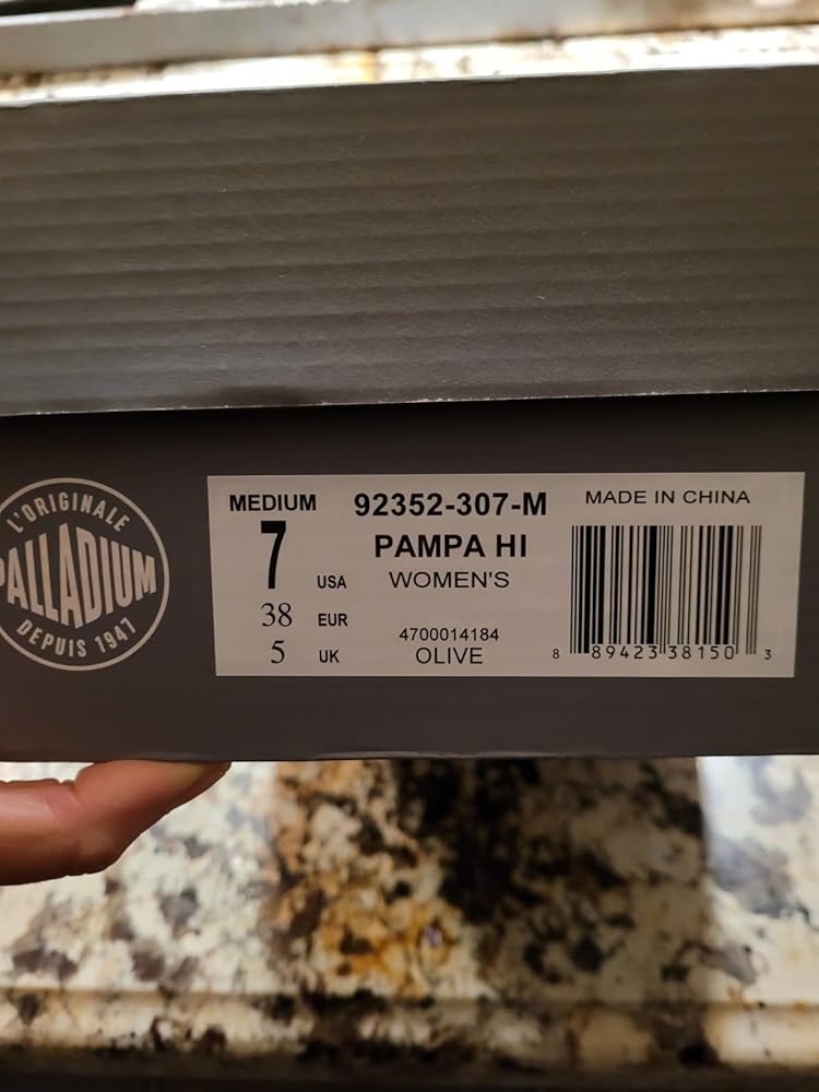 1157823