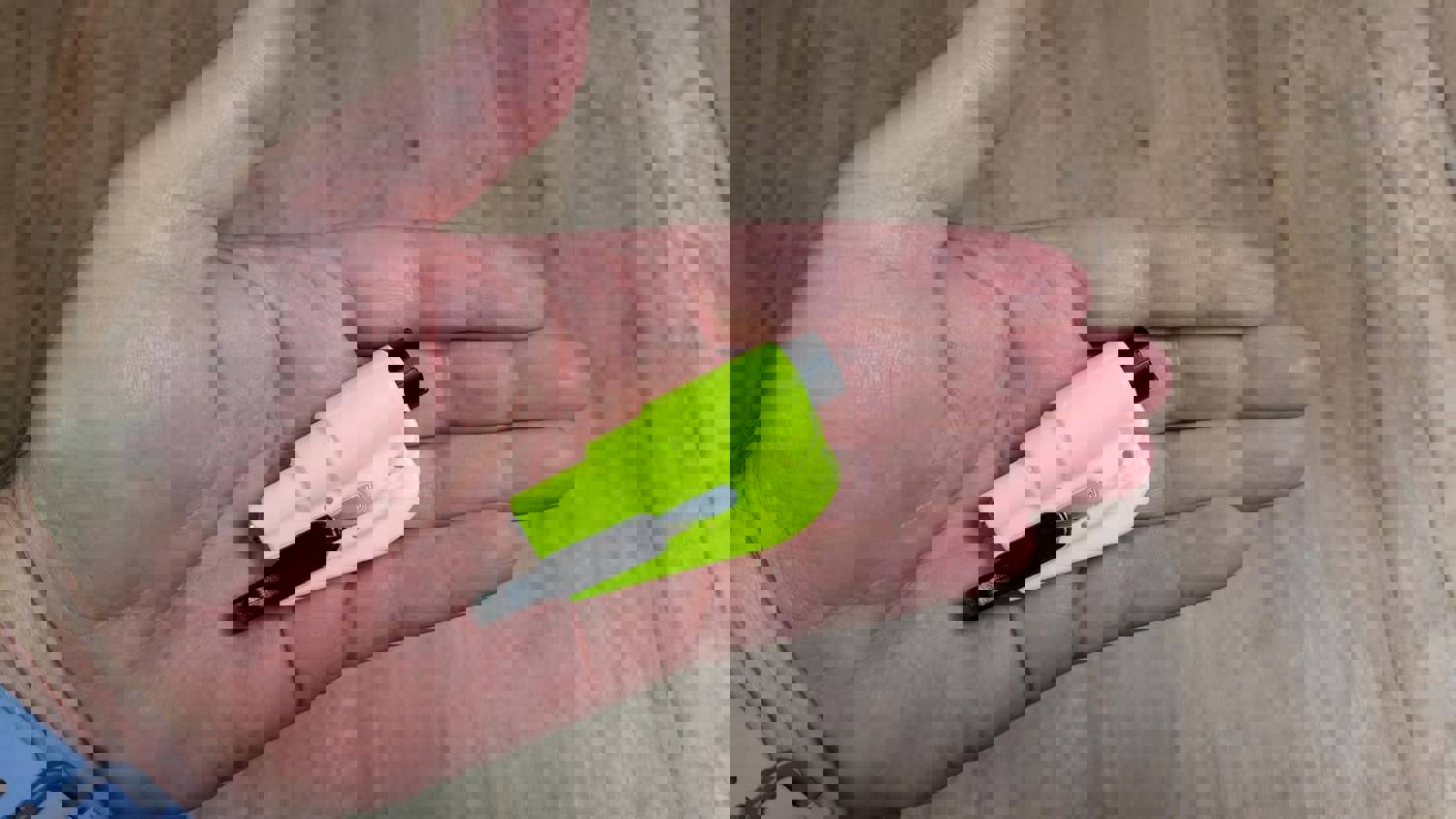 1167688
