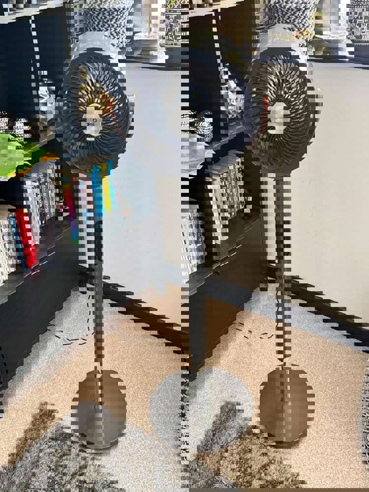1164573