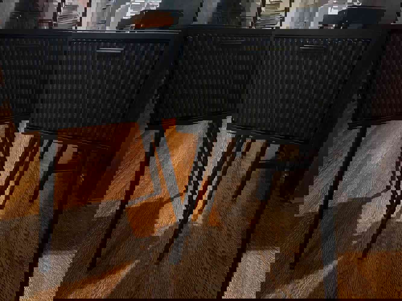 1162332