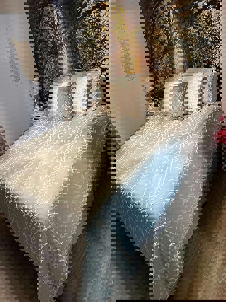 1169466