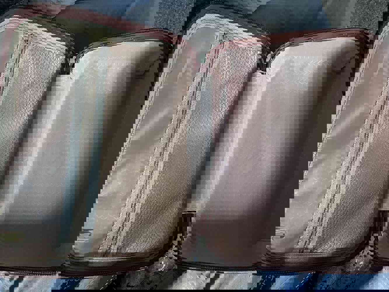 1186023
