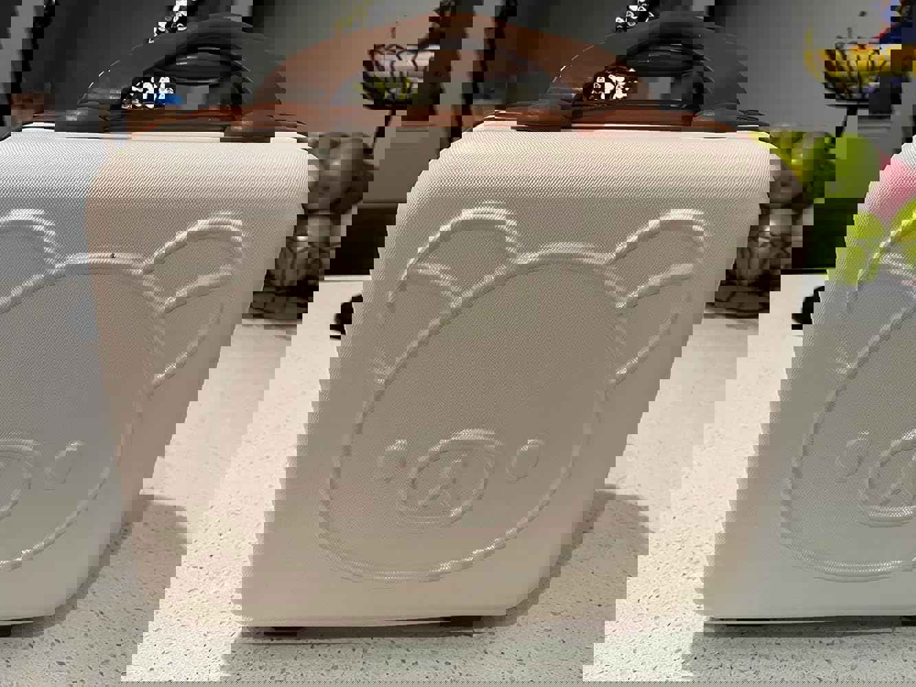 1186001
