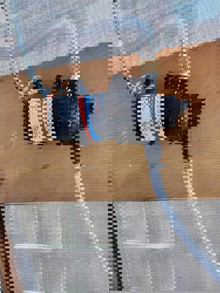 1206077