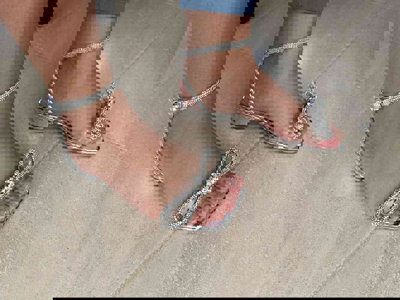 1247205