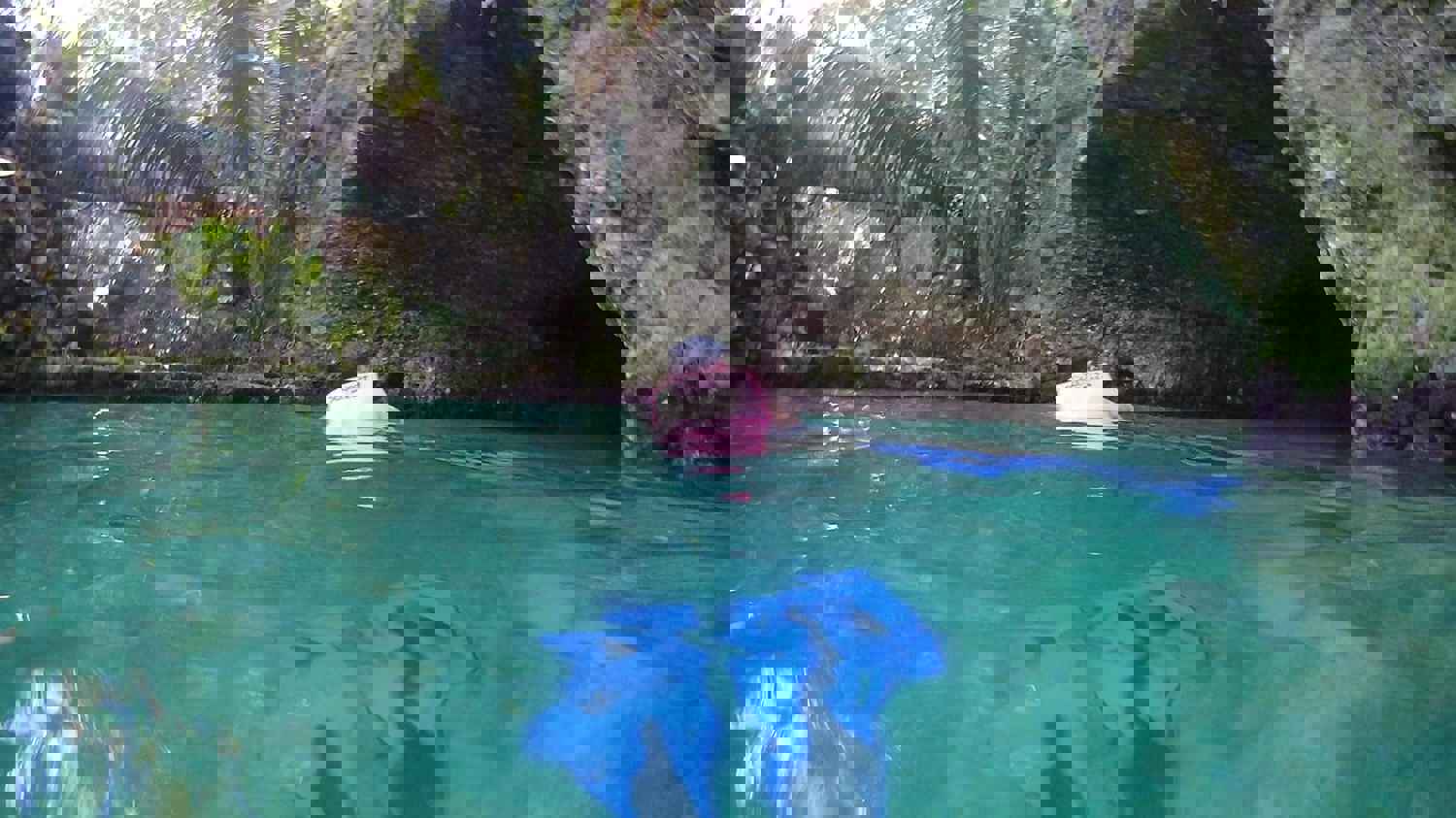 1247400