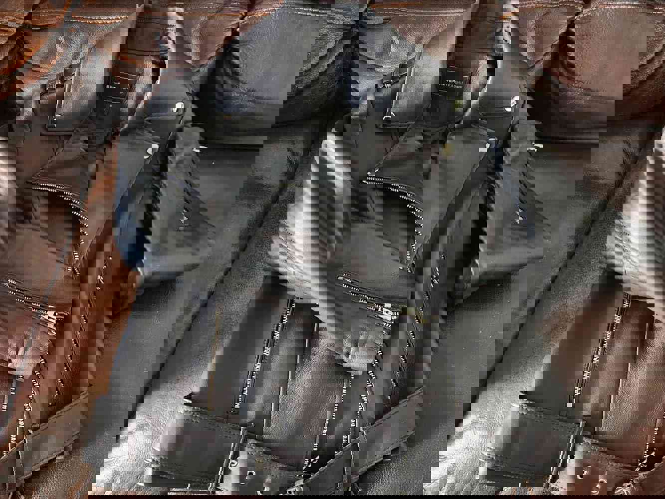 1247307
